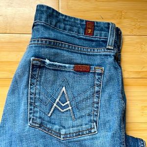 Classic Seven Jeans, size 27, bootcut